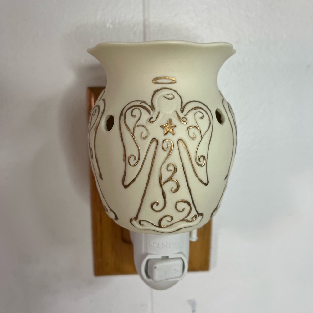 Scentsy Heavenly Wax Warmer